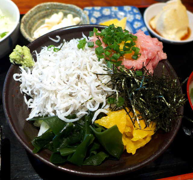 はれたりくもったり 新橋 魚介料理 海鮮料理 食べログ