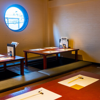 Isn't it tiring to sit in a tatami room? A horigotatsu can be reserved for up to 20 people!