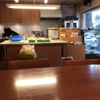 マホズテーブル_2