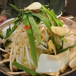 もつ家 大西 - もつ鍋(醤油)