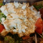 もつ家 大西 - 豆腐サラダ