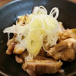 もつ家 大西 - 鶏なんこつポン酢あえ