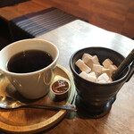 カフェ箱庭 - ホットコーヒー