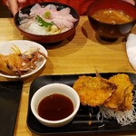 海鮮丼専門店 伊助 - 