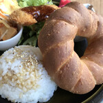 カメイノ食堂 - メジルメッキチョルバスのスィミットと御飯とお惣菜