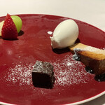 神戸牛炉釜炭焼ステーキ IDEA - 