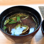 松寿司 - あさりの赤出汁