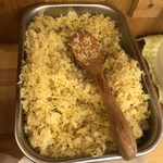 自家製さぬきうどんと肉 甚三 - 天かす