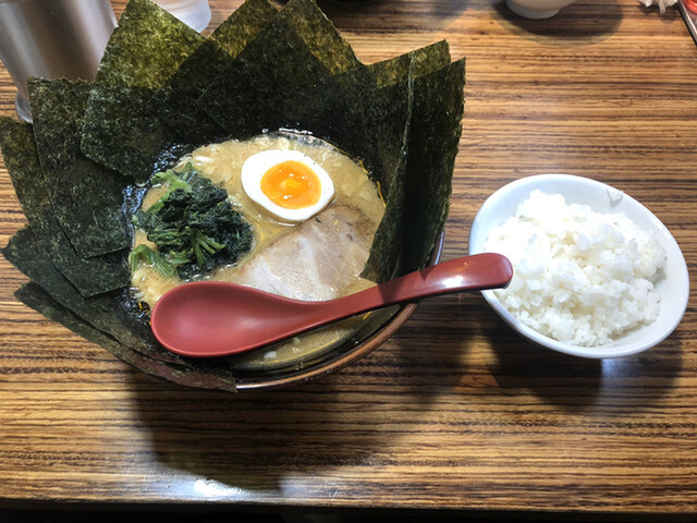 實家 戸部本町店 ミノルヤ 高島町 ラーメン 食べログ 實家 戸部本町店 ミノルヤ 高島町 ラーメン 食べログ