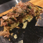 okonomiyakiteppammacchan - スジ肉天断面