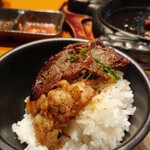 松屋 やきにく すてぇ～き - お肉オン・ザ・ライス♪