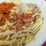 ラーメン二郎 - 粗挽き唐辛子投下～♪