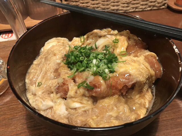 チキンチキン 東梅田 かつ丼 かつ重 食べログ