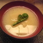 すし処 みや古分店 - お椀・・・西京味噌に竹の子とこごみ