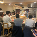 麦と麺助 - 接客グッド  フレンチシェフのような出で立ち