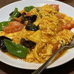 300宴商人 - 1皿あたりボリュームあるので、満足度も高い。