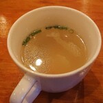 ポカラ - スープ  独特な透明なスープ