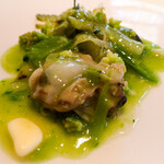 ウシマル - 千葉県産ハマグリ、蕾菜、ロマネスコ、プンタレッラ