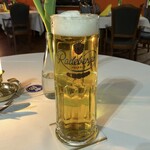 Restaurant Tadsch - Radeberger Pils vom Fass(0.5l)♪