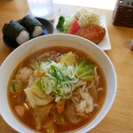 豆ナ茶屋 - 料理写真:ホルモン味噌らーめんセット