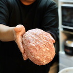 ルッカ - １kgハンバーグ