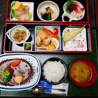 伝承千年の宿 佐勘 - お弁当は、こんな感じ！