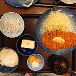 とんえび - 2019年12月　ロースカツ定食　1900円