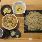 手打ちそば こころ - とり五目ご飯セット 1100円を＋300円で粗挽そばに(2020年2月)