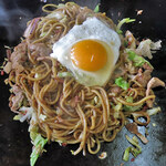 中村屋 - 焼きそば　イカ、玉子、豚肉