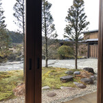 小休止 のうか - 窓際からの眺め