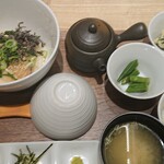 祇園茶寮 - 鯛茶漬け風塩昆布のひつまぶし