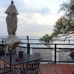 ペッシェ・グロッソ - 海が見えるテラス！