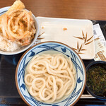 丸亀製麺 - 