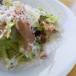 イタリアン バール ラ ファミーリア - 生ハムサラダ