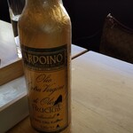 イタリアン バール ラ ファミーリア - オリーブオイル