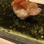 三宿の鮨 えん 別邸 - 赤貝