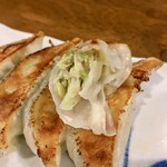小鉄 - カジった小鉄餃子。