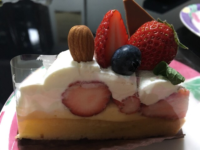 ミナトヤ Minato Ya 喜志 ケーキ 食べログ