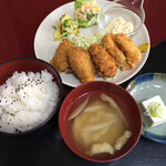 Heiwa Shokudou - カキフライ定食（鱈フライ付き）