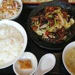 志峰飯店 - 「ホイコーロ定食」②