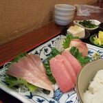 夢や - 「刺身の盛り合わせ」
