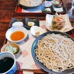 蔵＋蕎麦 な嘉屋 - 