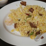 中国家庭料理 神洲之華 - パラッパラの五目チャーハン