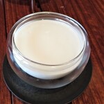 仁修樓 - 杏仁豆腐