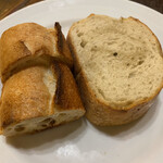 ゴッサムグリル - VIRONのパン