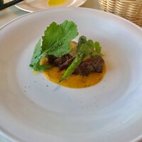 イタリア料理 リストランテ フィッシュボーン - 阿波牛のタリアータ 甘唐辛子添え