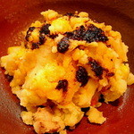 菜根譚 北海道中華 - ザーサイ、チャーシューが入って粉ラー油をトッピング