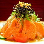 菜根譚 北海道中華 - サーモンサラダ（680円）