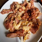 双葉食堂 - カシラ、トロ、タンをタレで