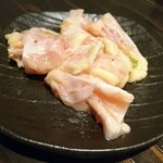 厚肉焼肉ホルモン 牛SUKE - ヤゲンナンコツ(塩)(495円)
